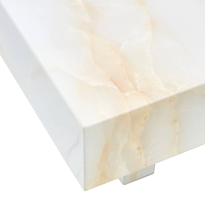 A modern and practical coffee table