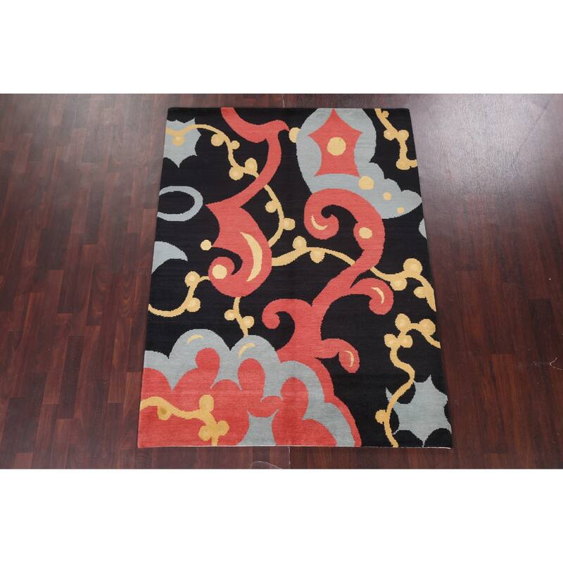 Contemporary Nepalese Vegetable Dye Area Rug Hand-knotted Wool Carpet - 5'3" x 7'0"