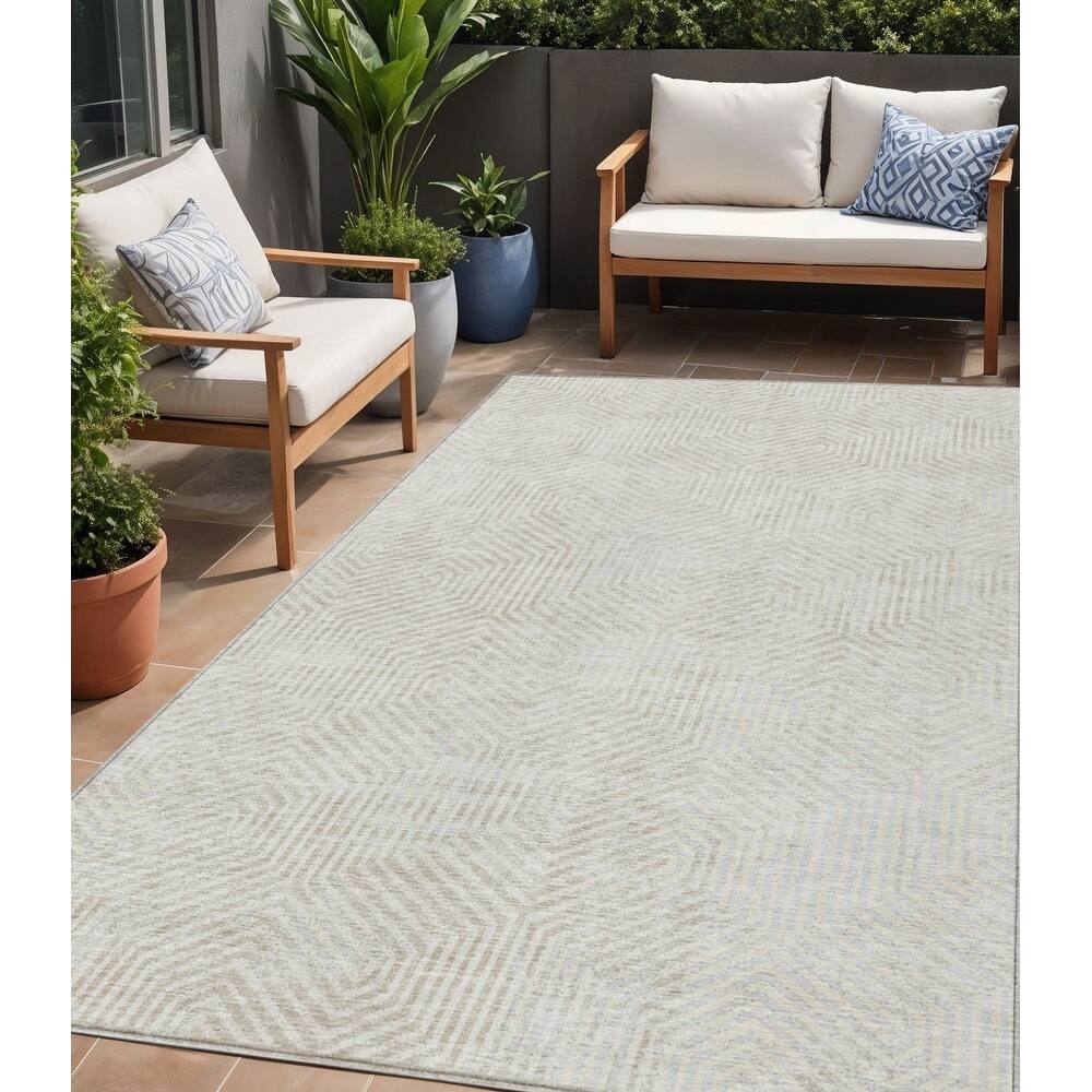 HomeRoots Geometric Transitional Rectangle Outdoor Rug