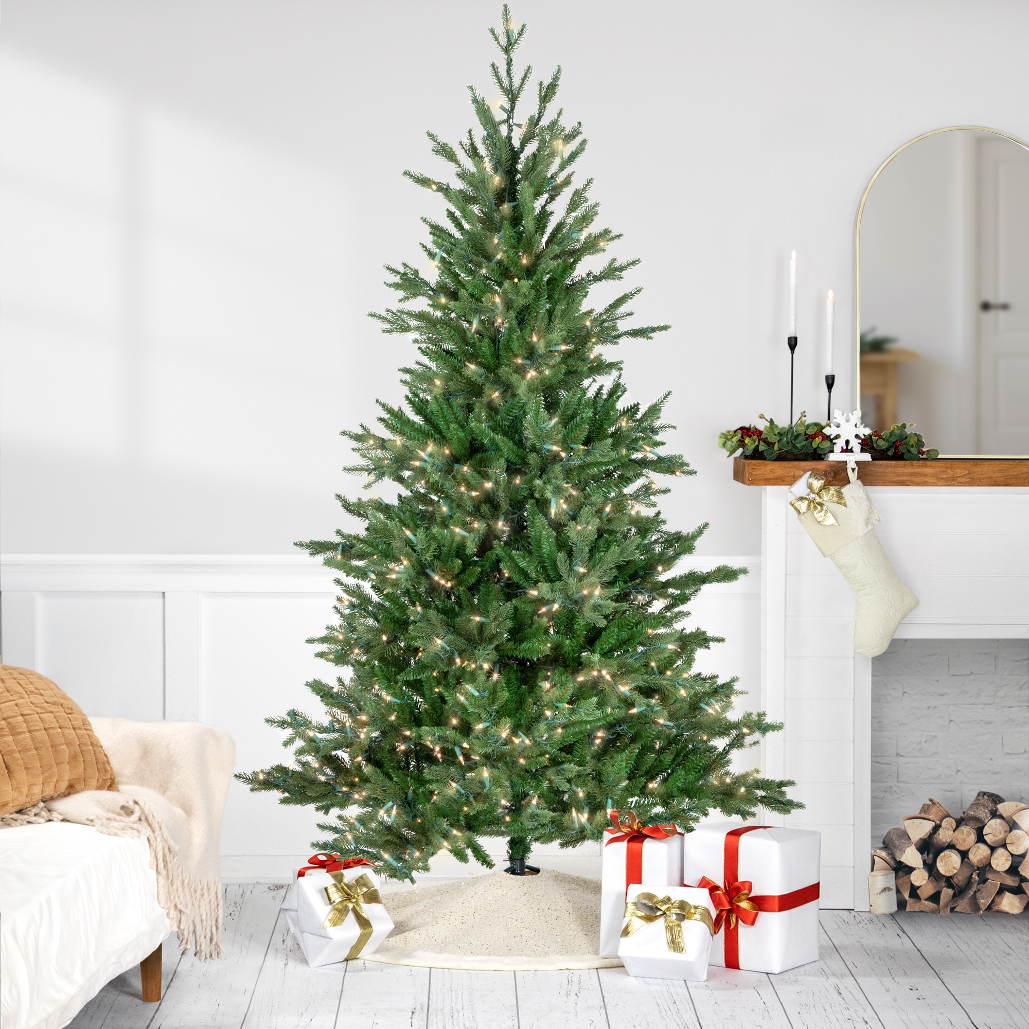 Medium Grande Spruce Artificial Christmas Tree 7' Clear Lights - 7 Foot