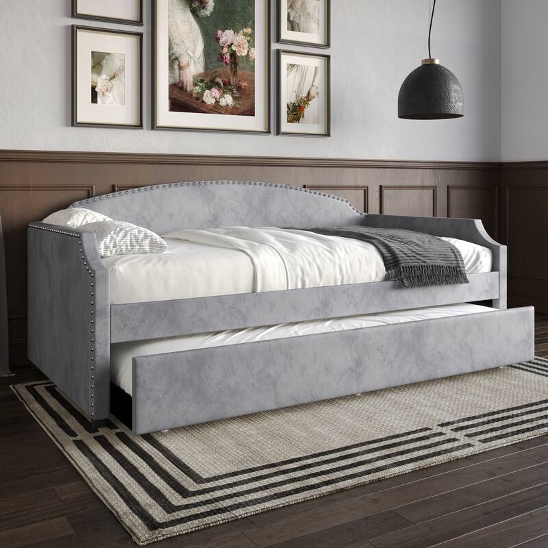 Clayfell Kilgore Upholstered Twin Daybed
