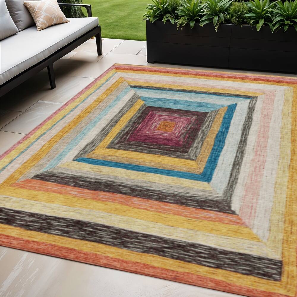 HomeRoots Geometric Transitional Rectangle Outdoor Rug