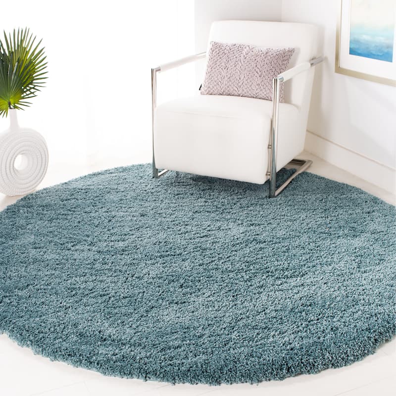 SAFAVIEH California Premium Shag Izat 2-inch Thick Area Rug - 6'7" Round - Light Blue