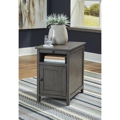 Signature Design by Ashley Treytown Chairside End Table - 16"W x 24"D x 24"H