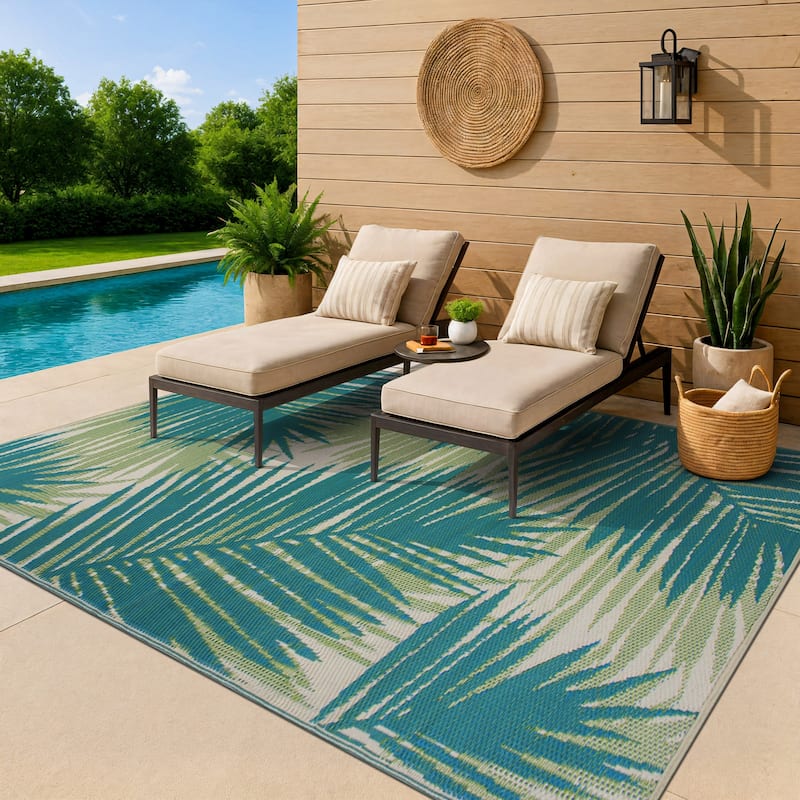 Evora Palm Frond Indoor/Outdoor Area Rug - 5'x7' - Multi