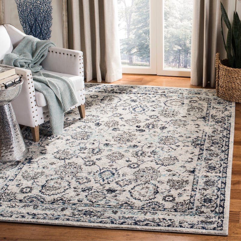 SAFAVIEH Madison Inell Vintage Boho Oriental Rug - 4' x 6' - Light Grey/Blue