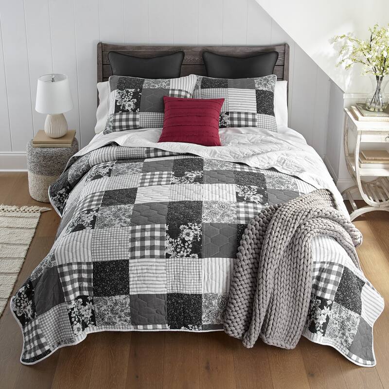 Donna Sharp Indiana Farmhouse Cotton Quilt Collection - King