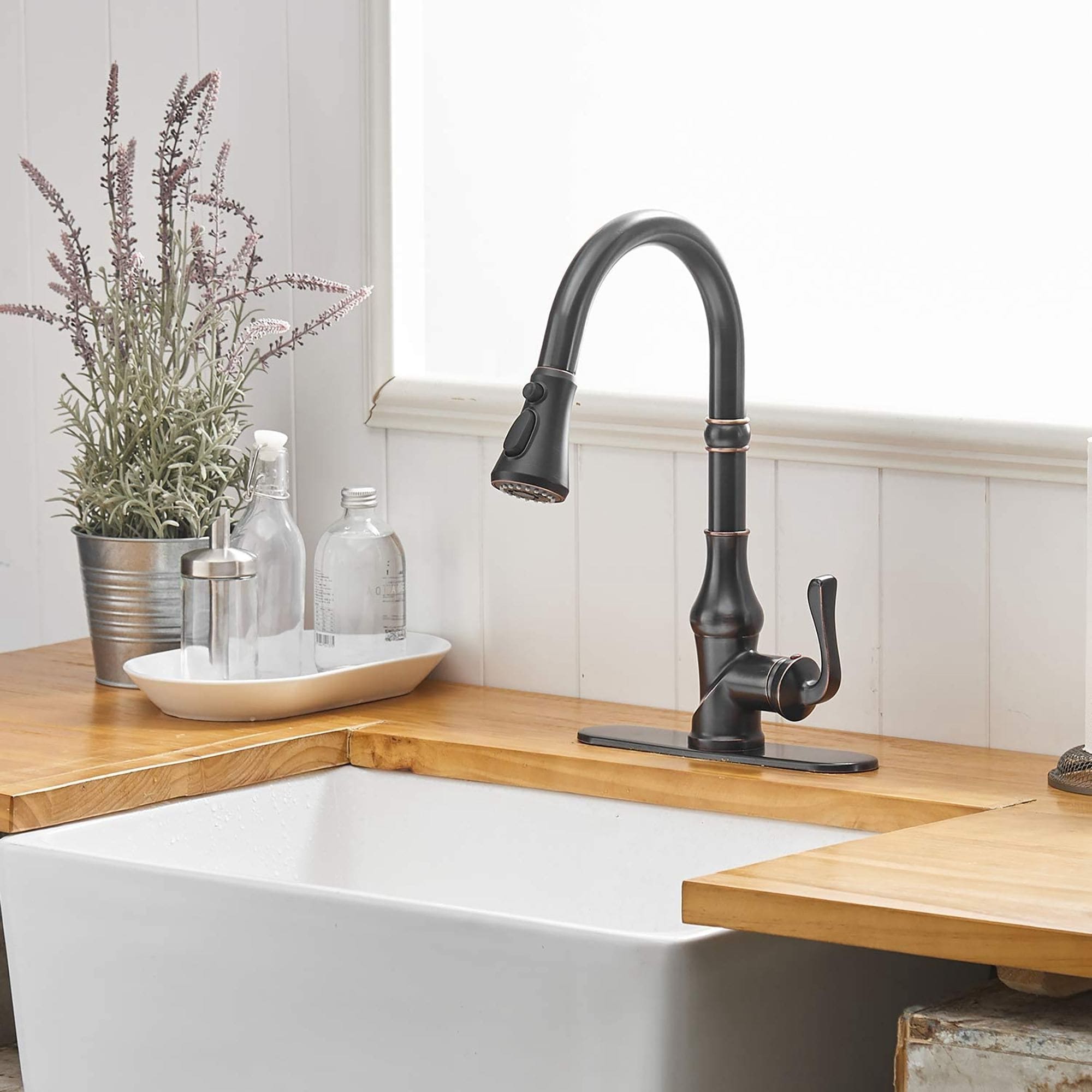 Singe Handle Pull Down Bronze Kitchen Faucet with Three Functions Sprayer - 2.28-in W x 15.9-in H