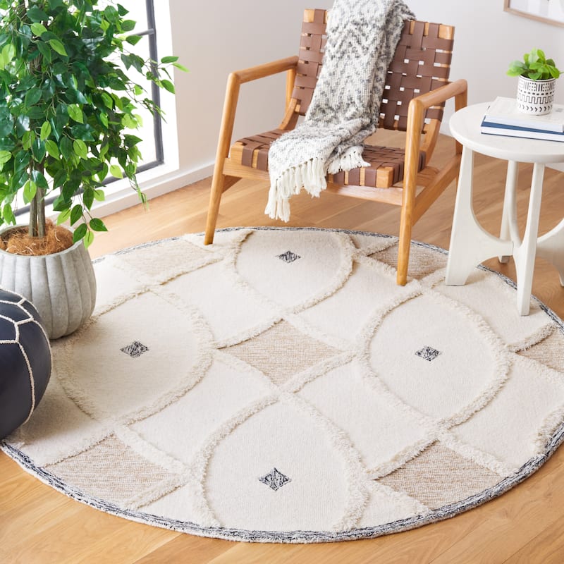 SAFAVIEH Handmade Casablanca Rovshana Wool Rug - 6' Round - Ivory/Brown