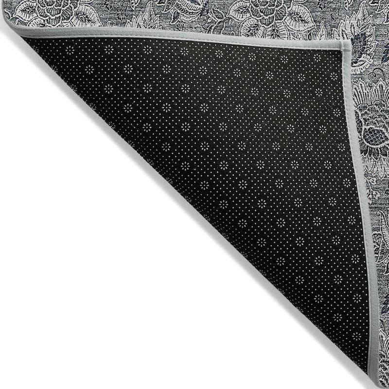 HomeRoots Floral Transitional Rectangle Outdoor Rug