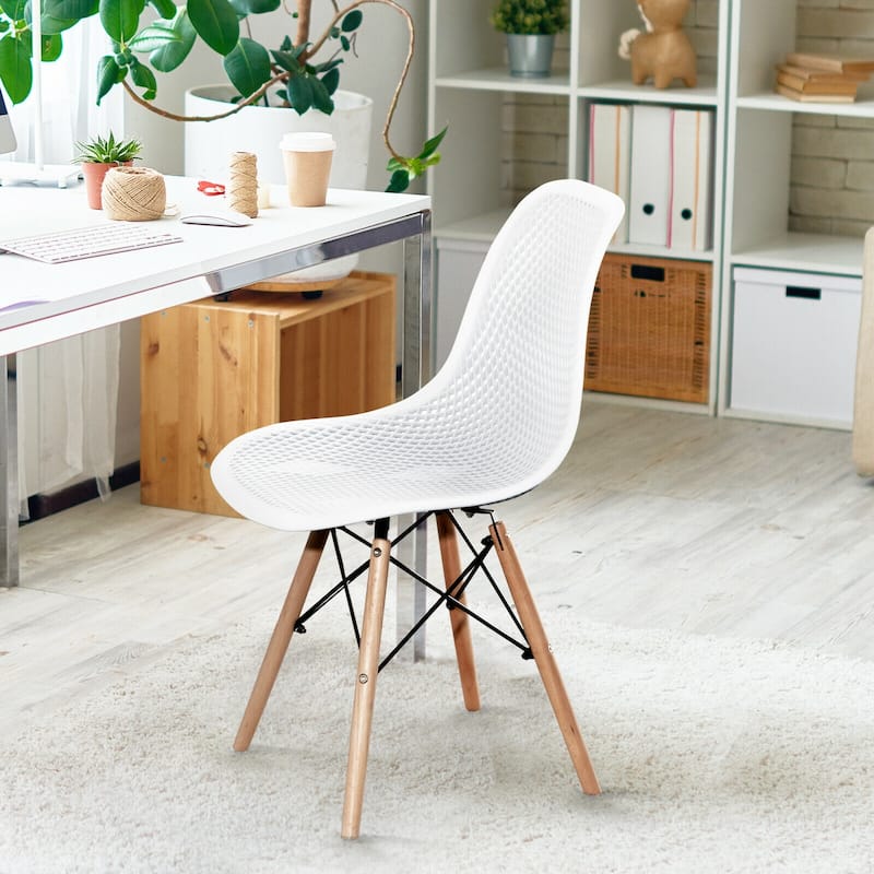 Set of 2 Mesh Dining Chairs with Beech Wood Legs and Ergonomic Curved Seat Ideal for Kitchen and Living Room