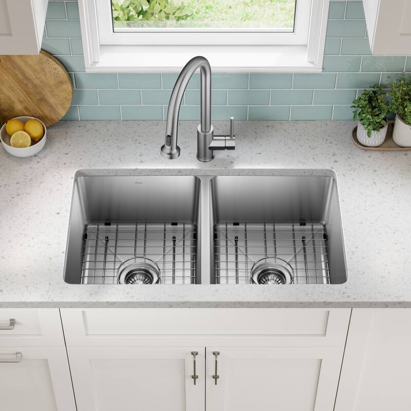 KRAUS Fairlane Undermount 18 Gauge Stainless Steel Kitchen Sink