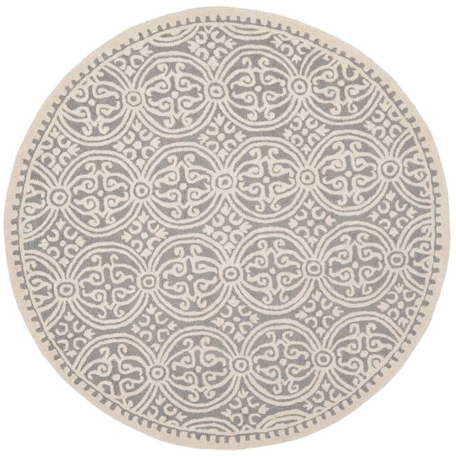 SAFAVIEH Handmade Cambridge Myrtis Moroccan Wool Rug