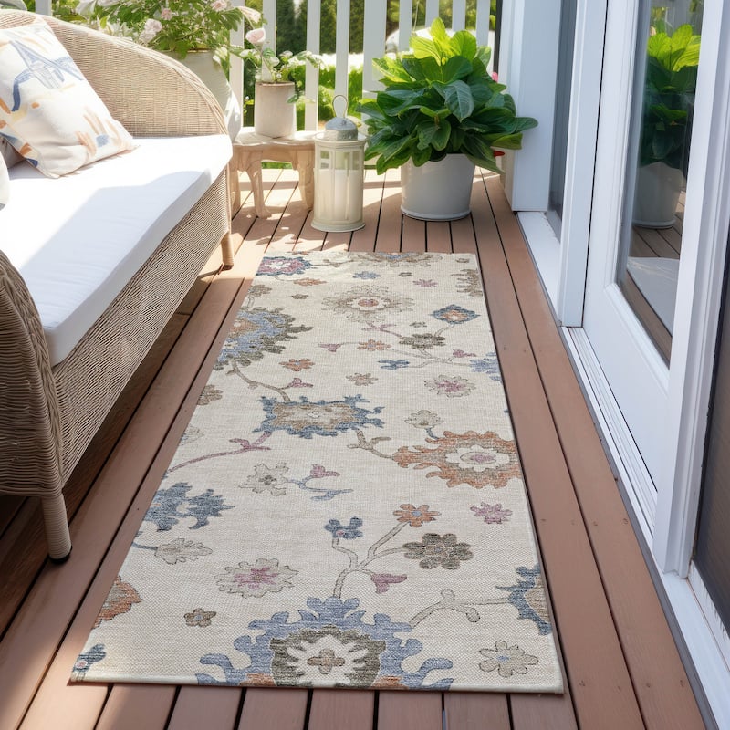 Machine Washable Indoor/ Outdoor Traditional Persian Chantille Rug