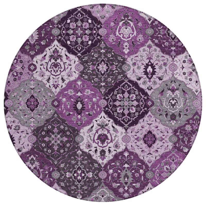 Machine Washable Indoor/ Outdoor Traditional Panel Chantille Rug