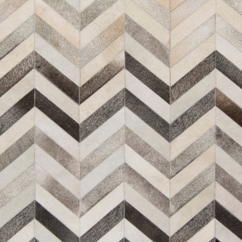 Hand-Crafted Gary Chevron Hair On Hide Area Rug - 5' x 8' - 5' x 8'