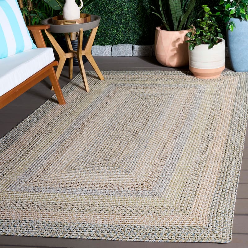 SAFAVIEH Handmade Braided Hrodny Machine Washable Country Rug