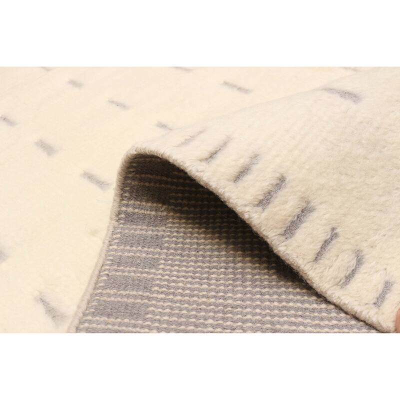 ECARPETGALLERY Hand-knotted Tangier Cream Wool Rug - 5'3 x 7'4