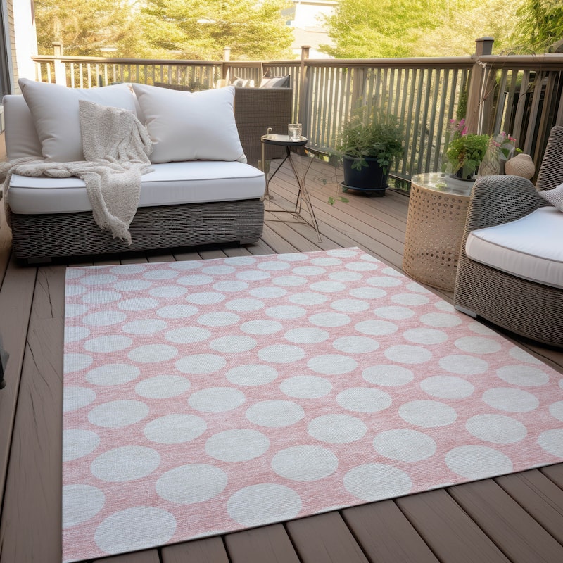 Machine Washable Indoor/ Outdoor Chantille Modern Dots Rug