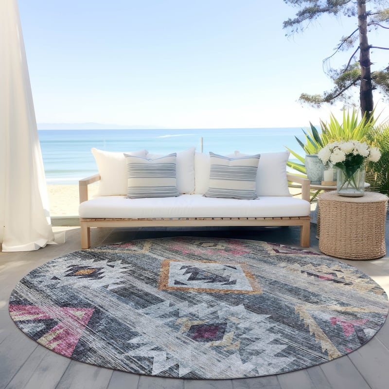 Machine Washable Indoor/ Outdoor Chantille Boho Global Rug - Gray - 8' x 8'