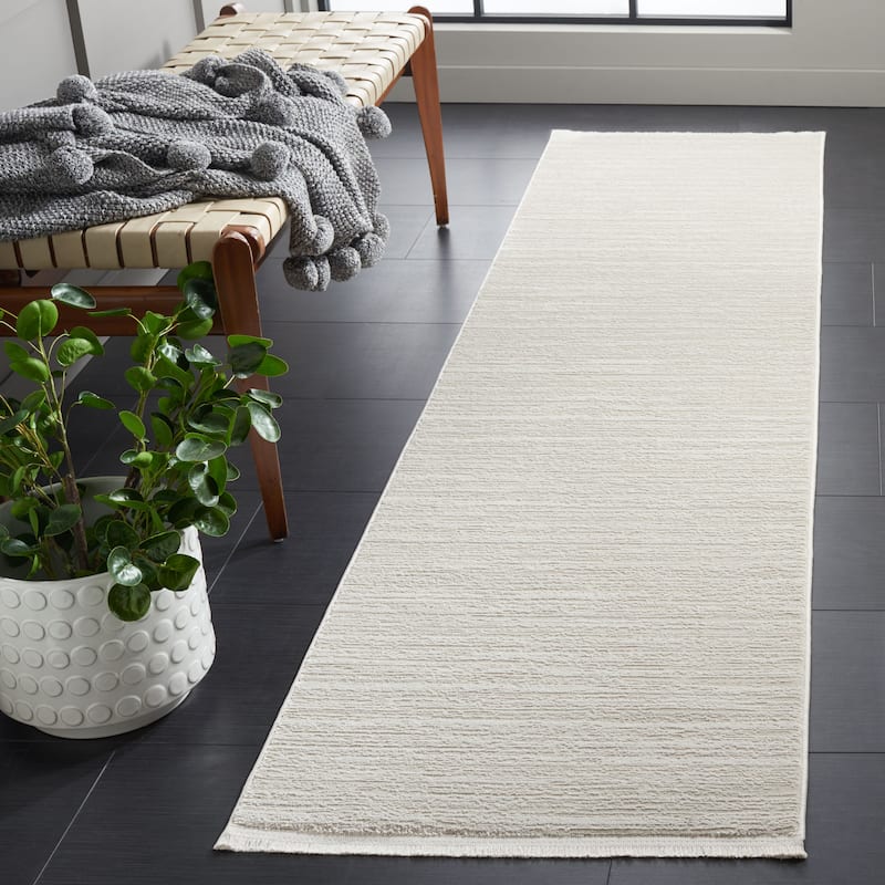 SAFAVIEH Diamond Kiki Modern Abstract Fringe Rug