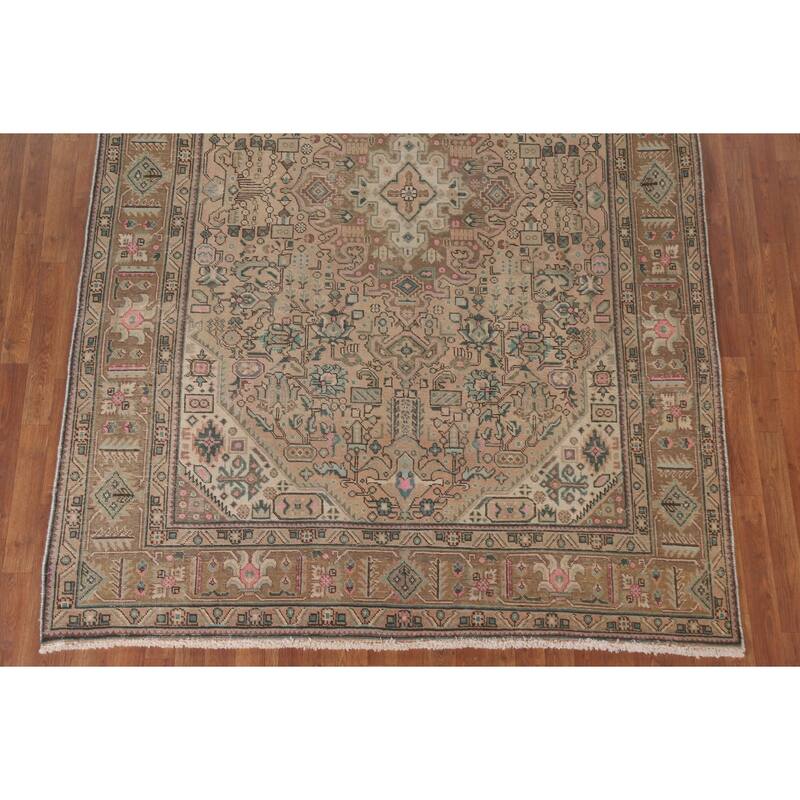 Hand Knotted Oriental 100% Wool Carpet Traditional Medallion Peach Tabriz Area Rug - 9' 7'' X 6' 7''