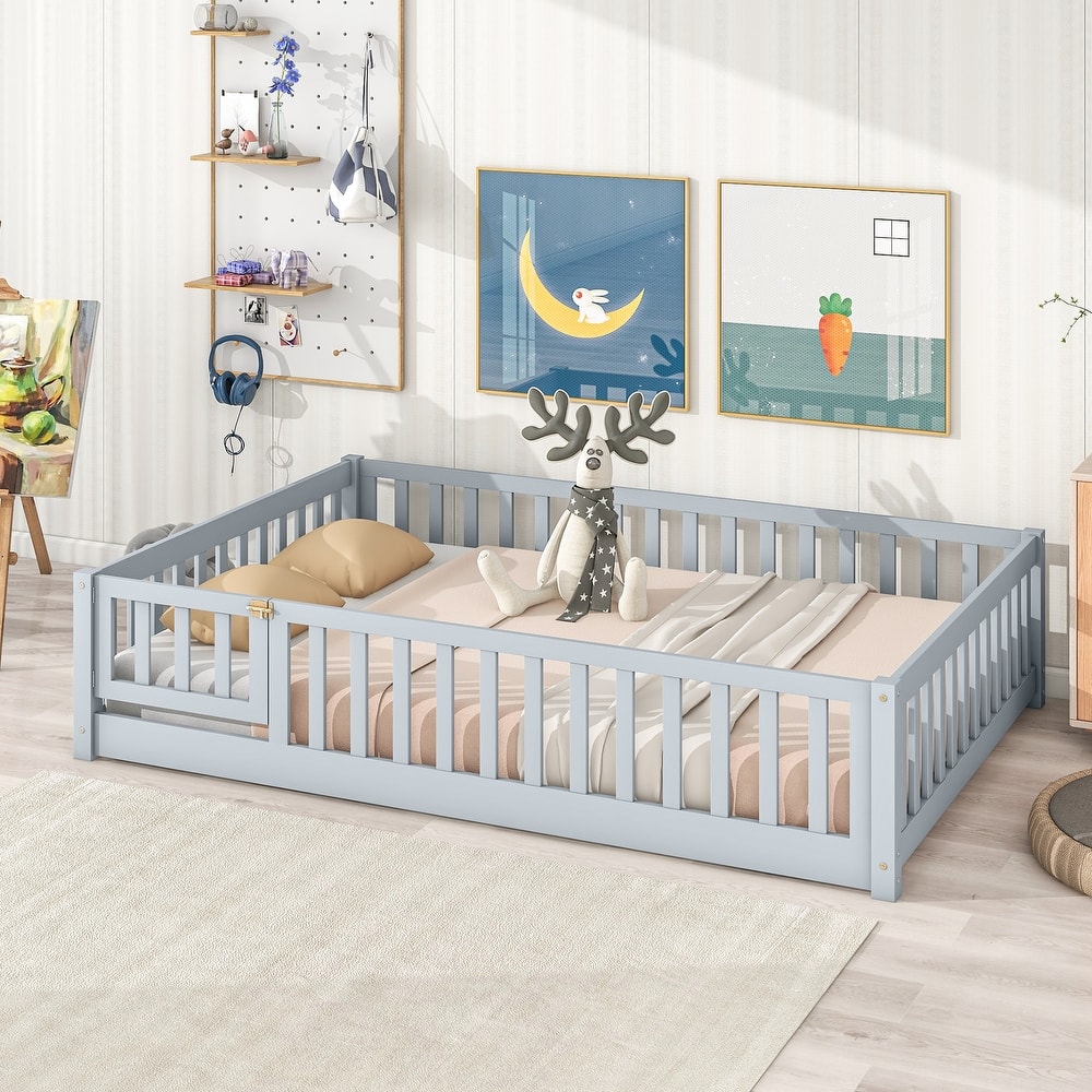 Toddler Floor Bed with Fence and Door, Montessori Platform Floorbed with Safety Guardrails for Children Boys Girls Kids Playroom