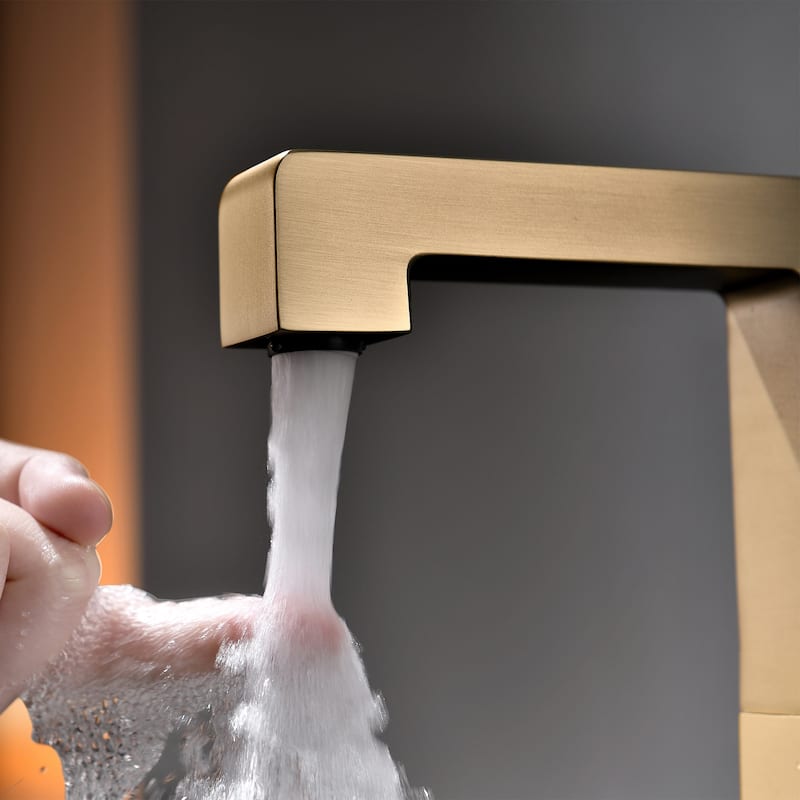 Single Handle Single Hole Bathroom Sink Faucet