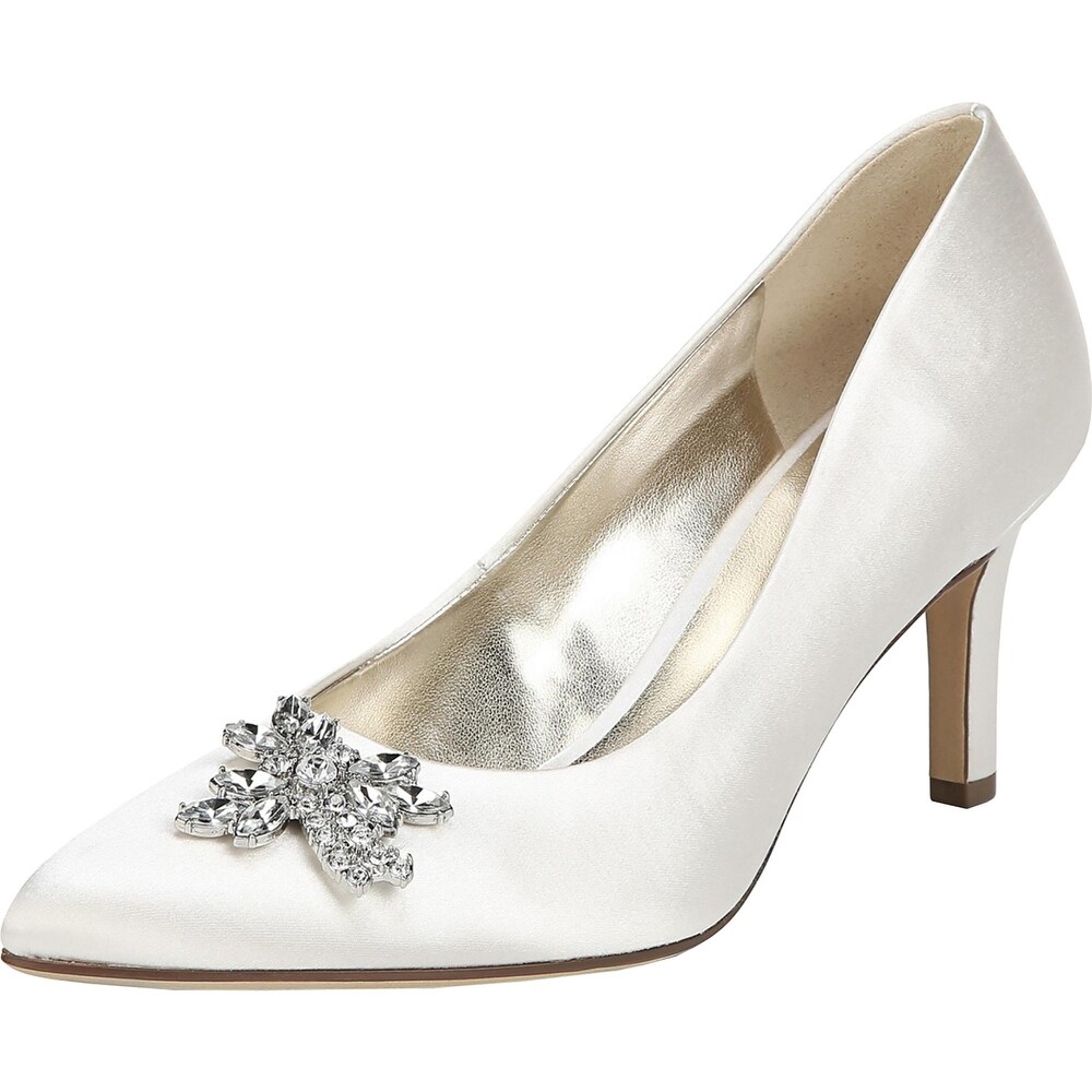 naturalizer shoes narrow width