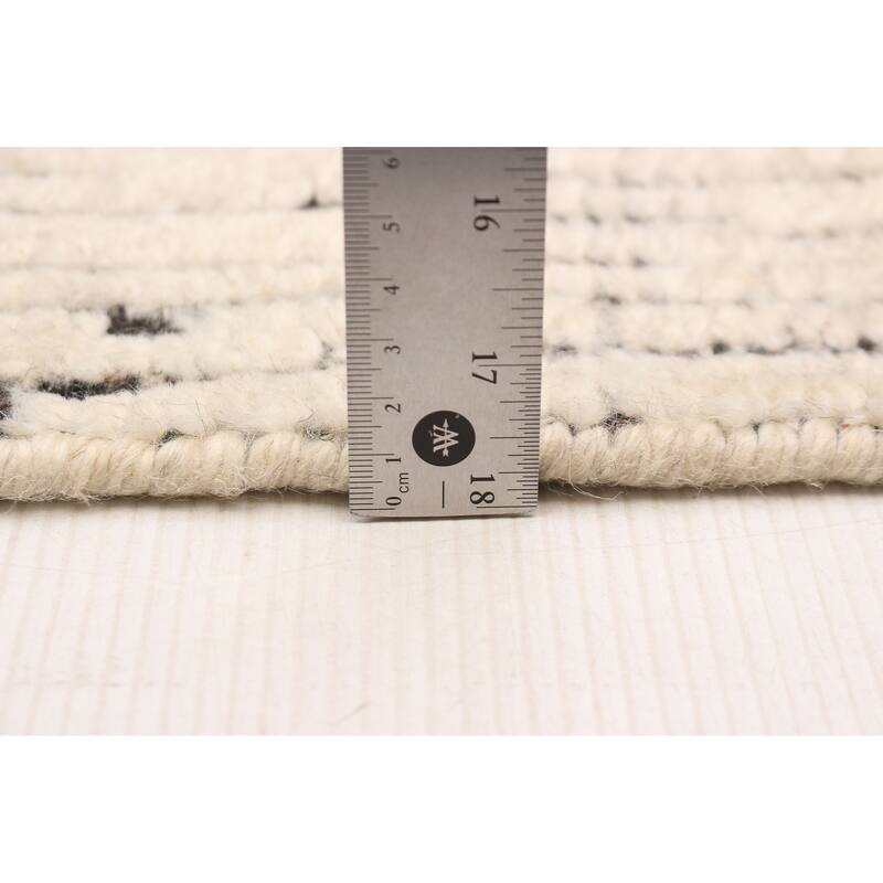 ECARPETGALLERY Hand-knotted Tangier Cream Wool Rug - 4'11 x 7'9