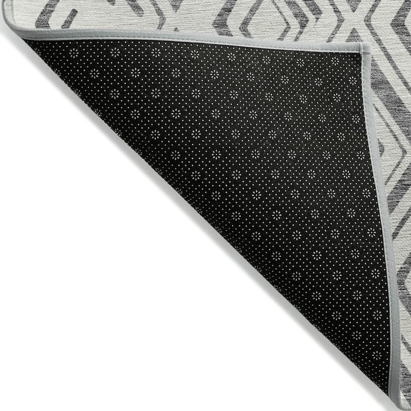 Machine Washable Indoor/ Outdoor Chantille Ombre Diamonds Rug