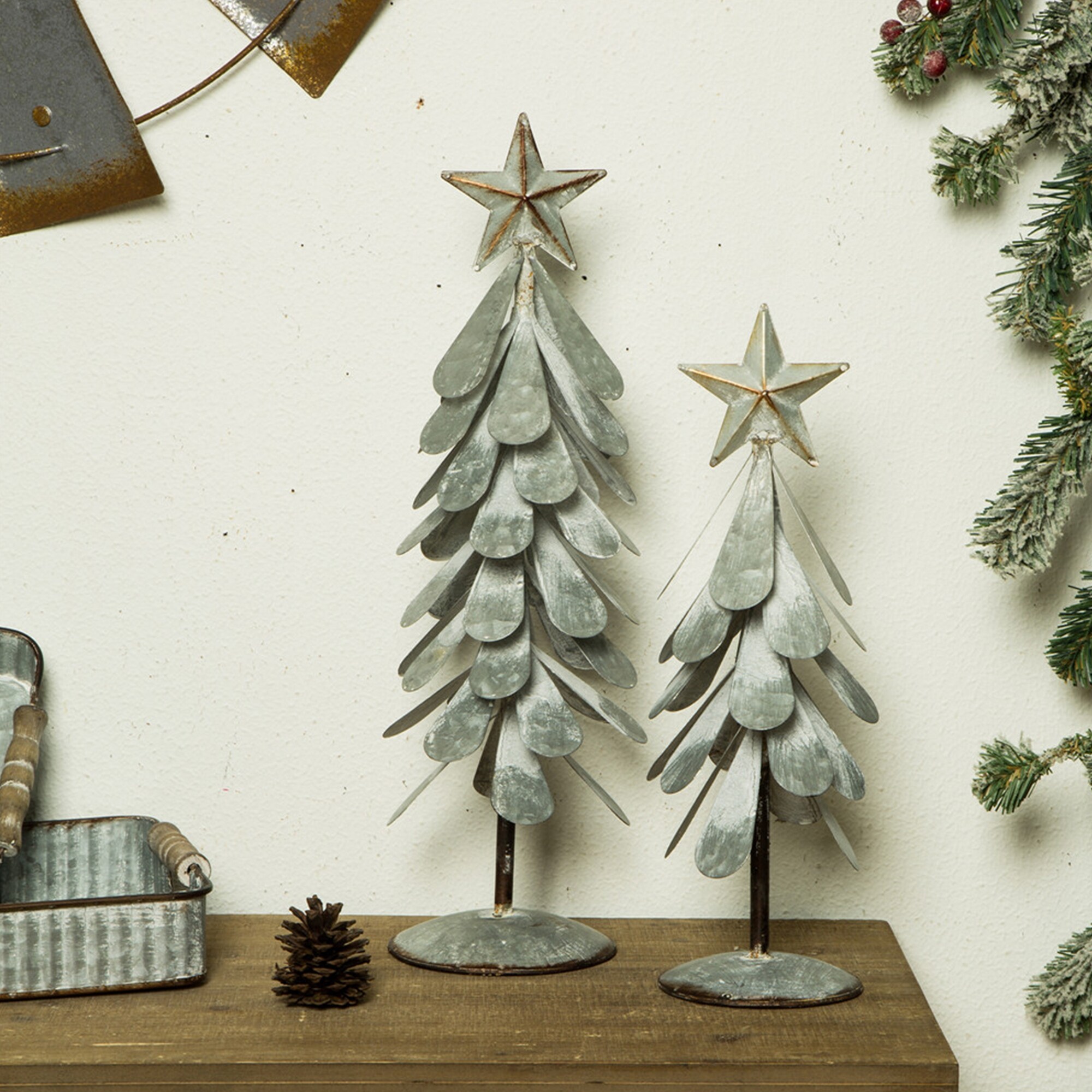 Shop Glitzhome Galvanized Metal Christmas Table Tree Decor On Sale Overstock 29548619