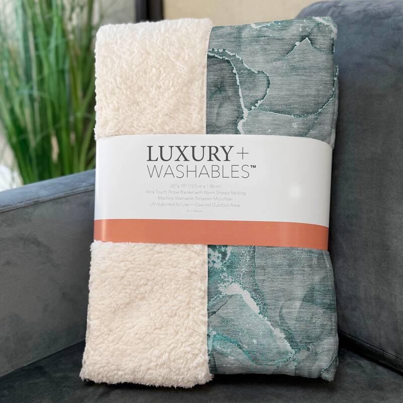 Premium Machine Washable Modern Abstract Sherpa Throw Blanket