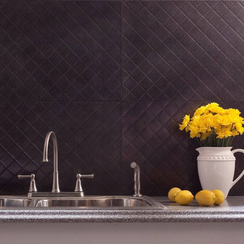 Fasade Quilted Decorative Vinyl 18in x 24in Backsplash Panel in Smoked Pewter