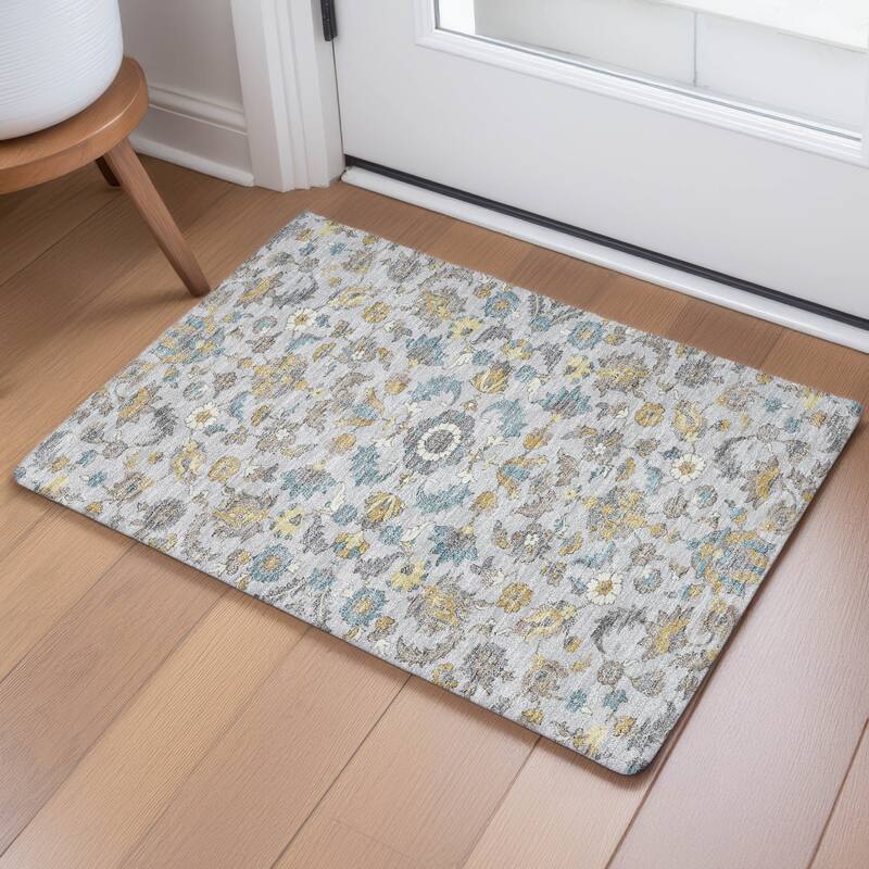 Machine Washable Indoor/ Outdoor Traditional Lanelle Chantille Rug