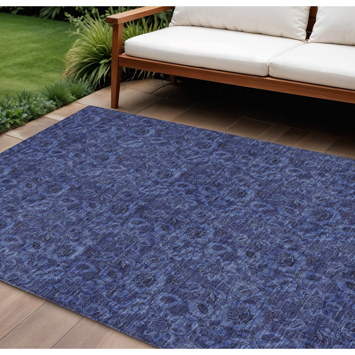 HomeRoots Floral Transitional Rectangle Outdoor Rug