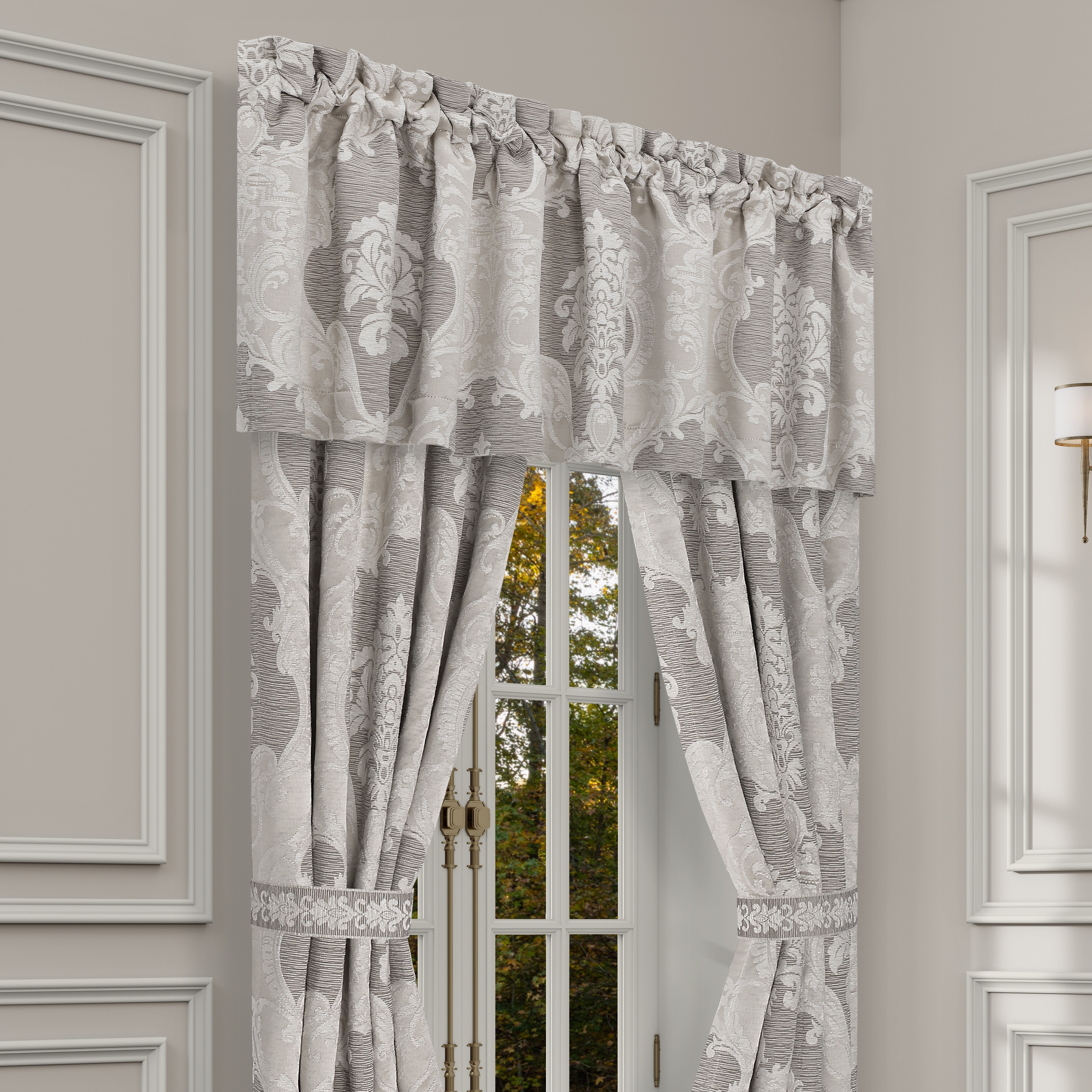 Queensbury Window Straight Valance