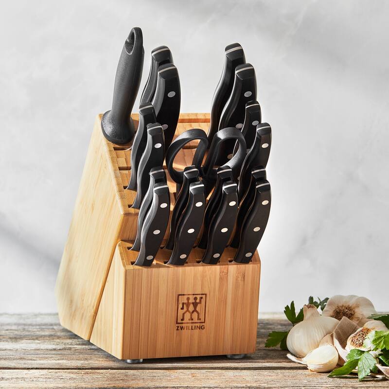 ZWILLING Twin Signature 19-pc German Knife block set, Made in Company-Owned German Factory, Special Formula Steel - Black