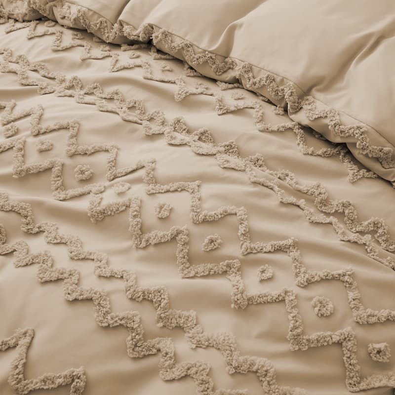 Clipped Jacquard Geometric Duvet Cover & Pillowcase Set