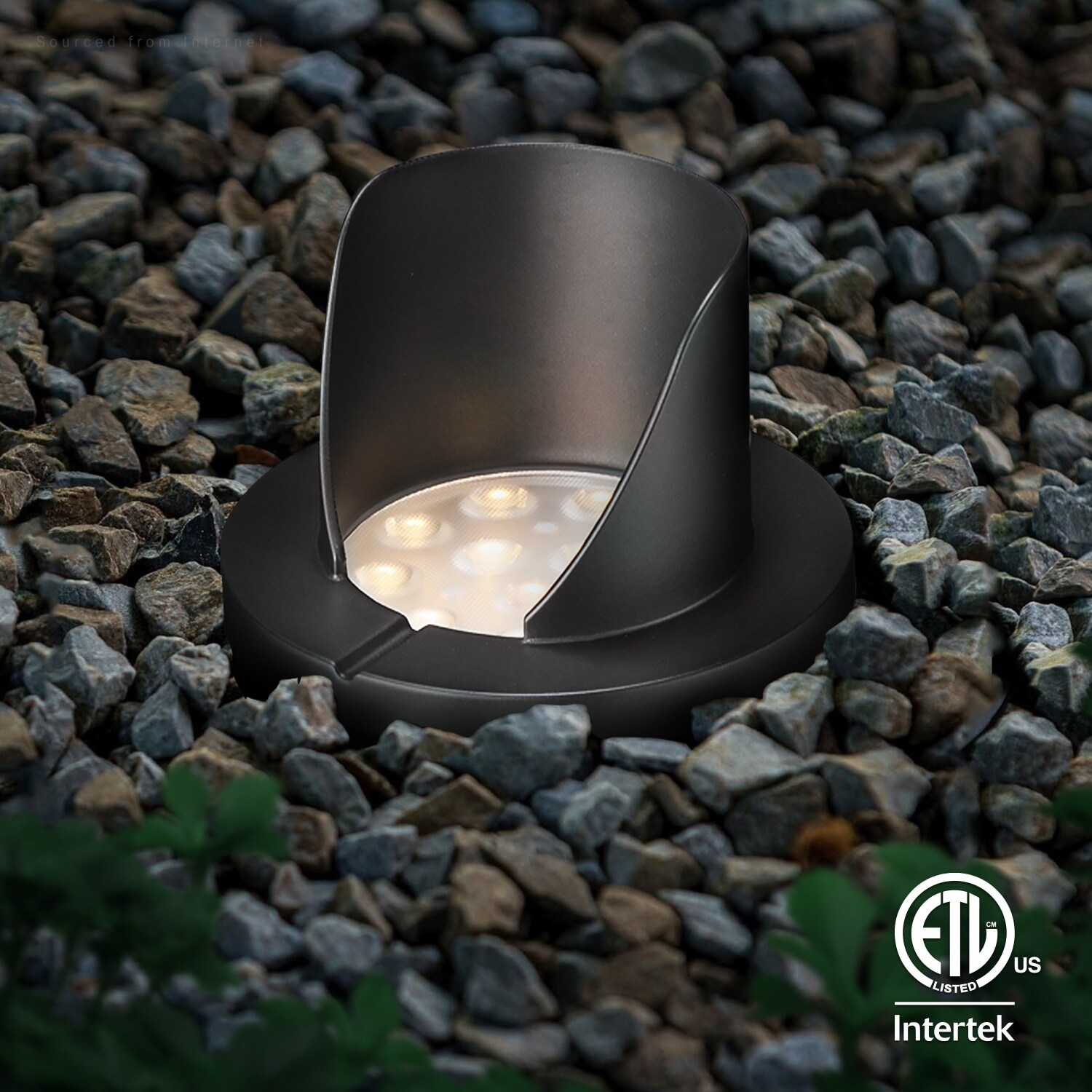 Solar well clearance lights