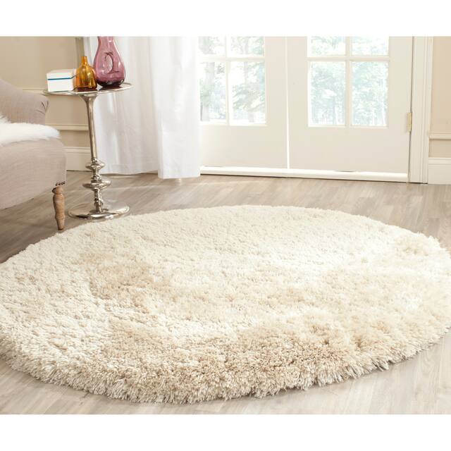 SAFAVIEH Handmade Arctic Shag Guenevere 3-inch Extra Thick Rug - 5' x 5' Round - Light Beige