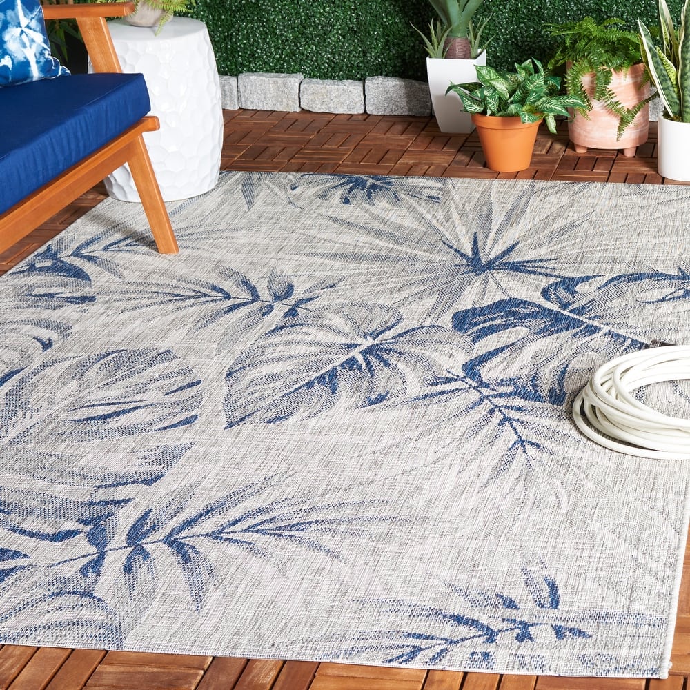 SAFAVIEH Courtyard Evely Transitional Indoor/Outdoor Rug.