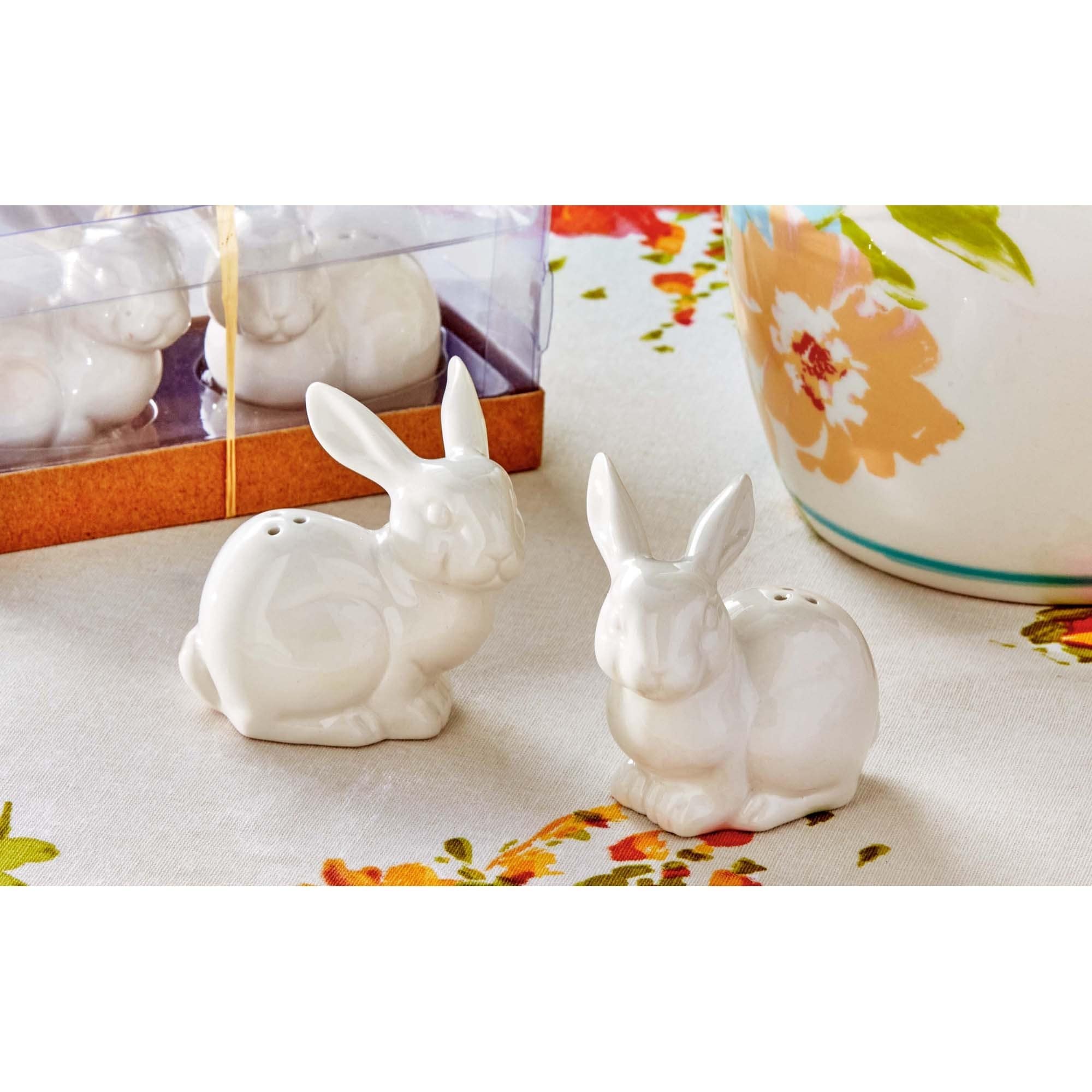 Bunny salt and on sale pepper shakers