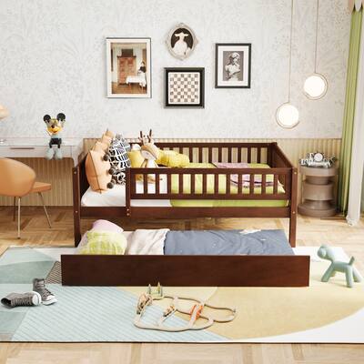 Wood Daybed with Trundle and Fence Guardrails