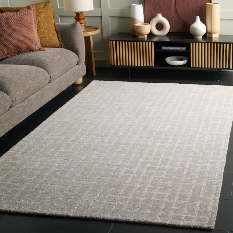 SAFAVIEH Handmade Ebony Karitas Wool Rug - Grey - 6' x 9'