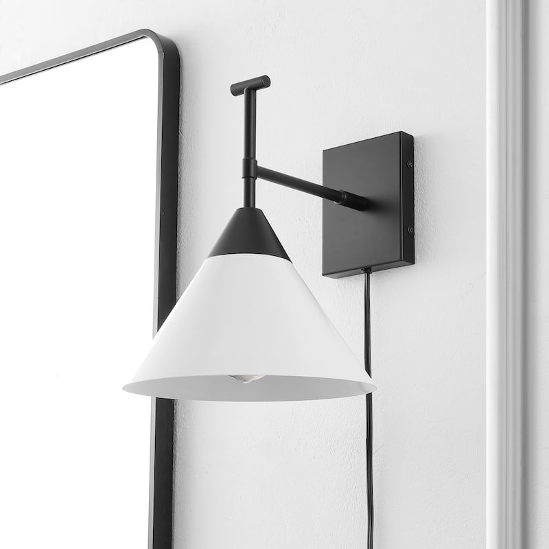 SAFAVIEH Velezia 13-inch Plug-in Wall Sconce with LED Bulb - 9.5 in. W x 12.5 D in. x 12 in. H