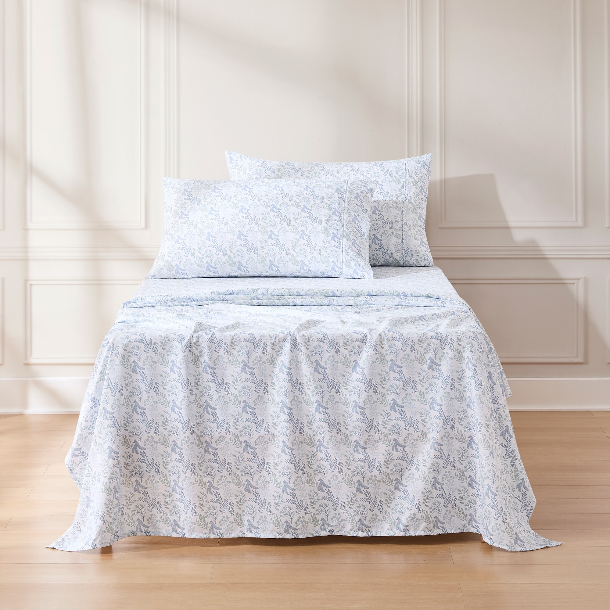 Lush Decor Botanical Leaf and Floral Blue Sheet Set