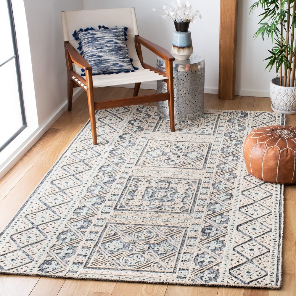 SAFAVIEH Handmade Aspen Bendina Moroccan Boho Wool Rug