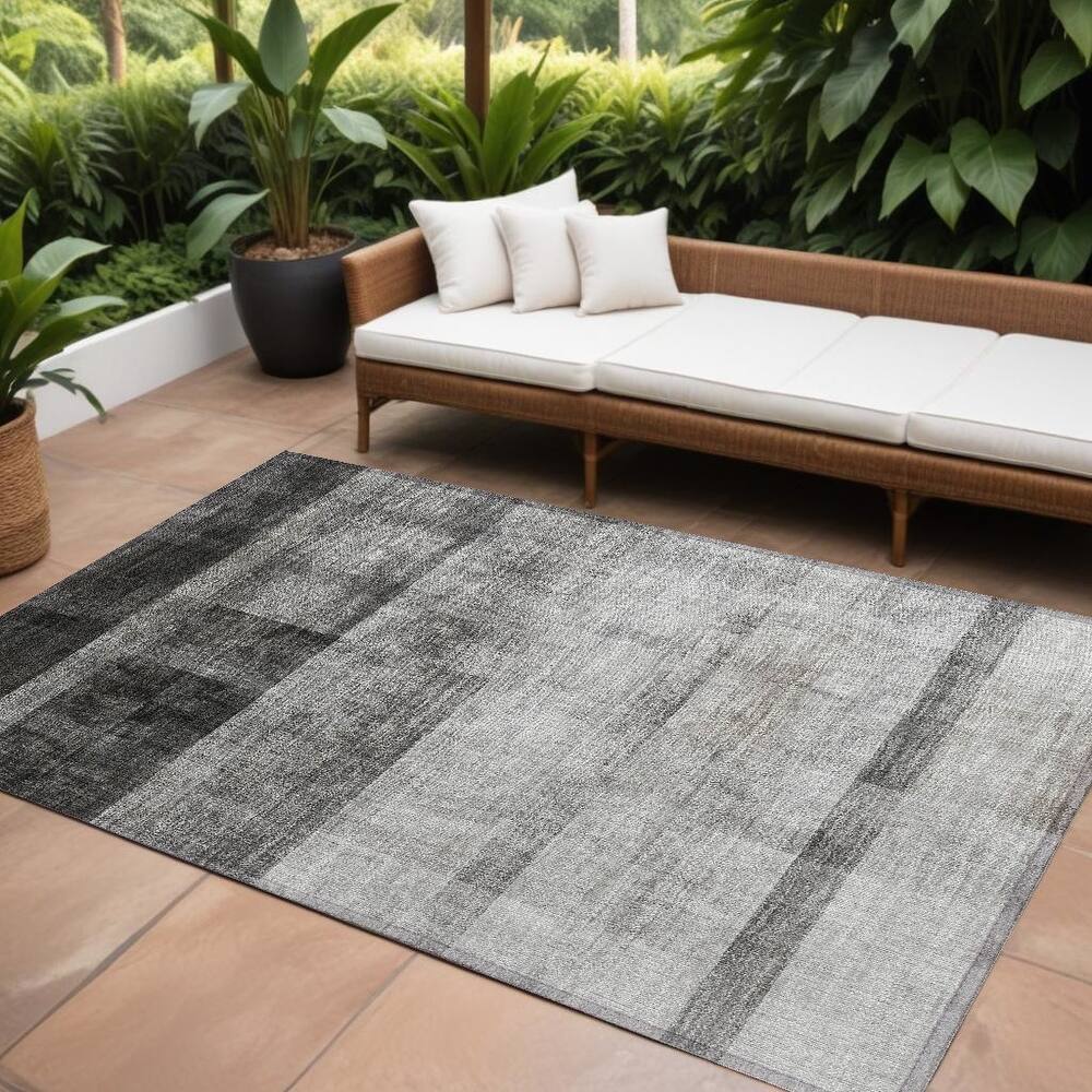 Fane Ombre Weather Resistant Timeless Fusion Round Outdoor Rug