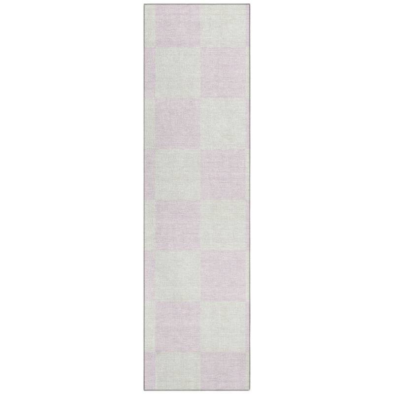 Machine Washable Indoor/ Outdoor Modern Checker Chantille Rug